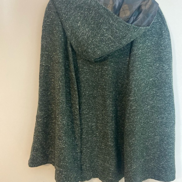 Torrid Outlander The Series Collab Green Marled Hooded Toggle Cape Plus Size1X 2 - Picture 3 of 8